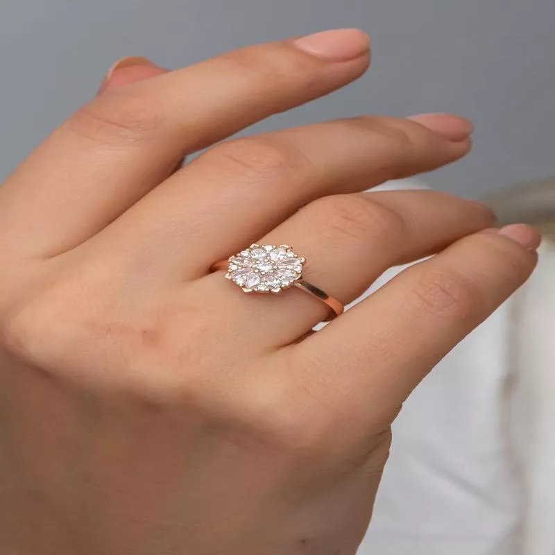 925 Sterling Silver White Zircon Flower Adjustable Ring