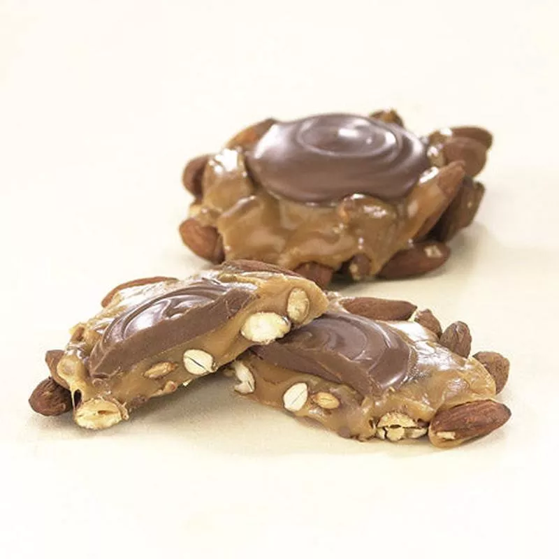 Almond Paws Caramel & Milk Chocolate – 4lb
