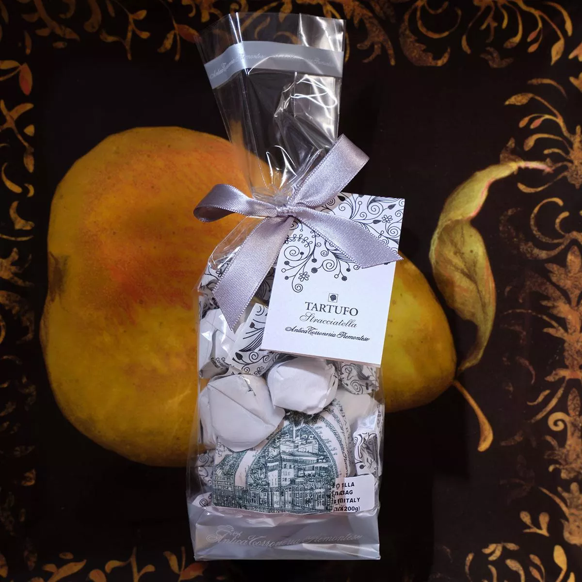 Antica Torroneria Piemontese Tartufo Stracciatella – white chocolate with Dark Chocolate Chips