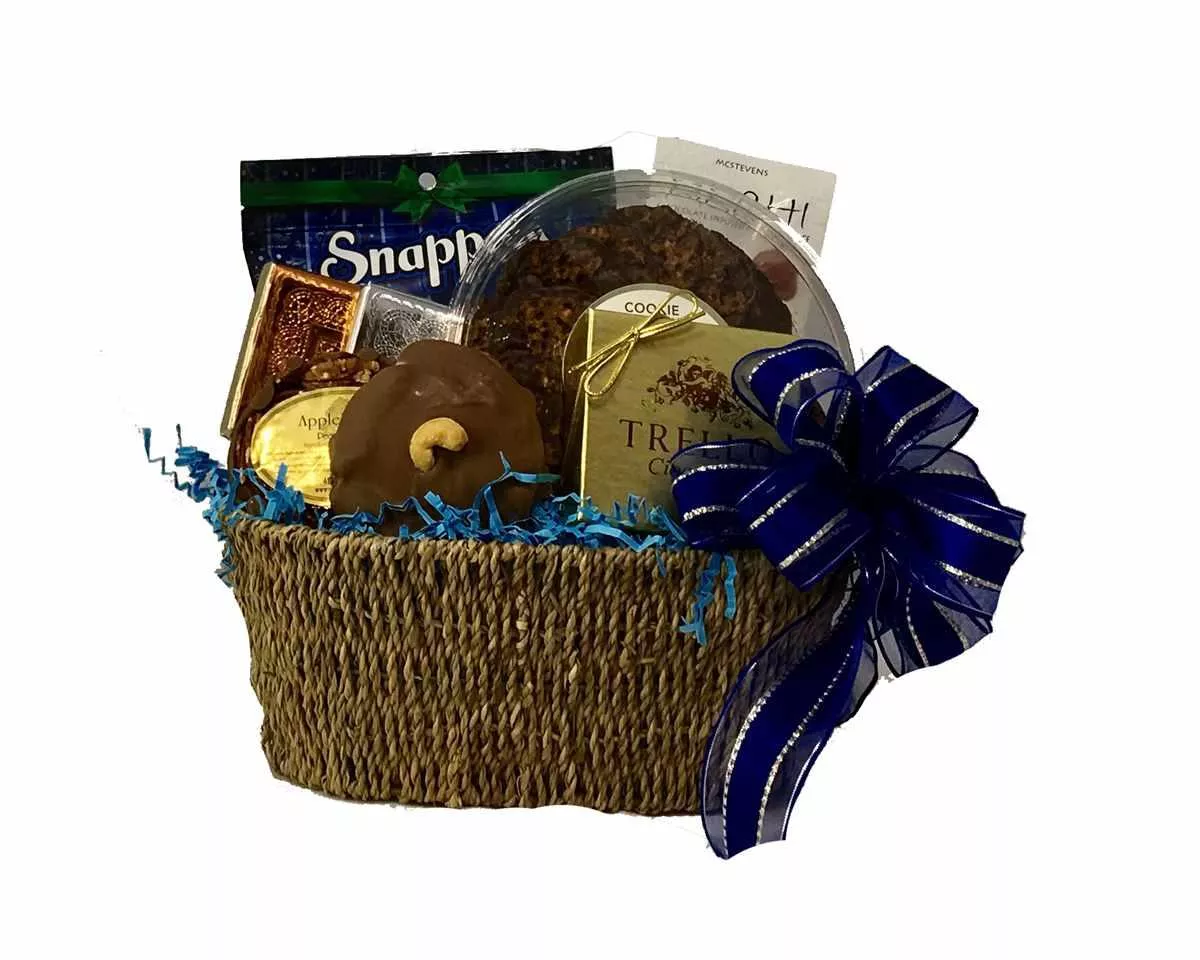 Chocolate Lovers Gift Basket - 1 Unit