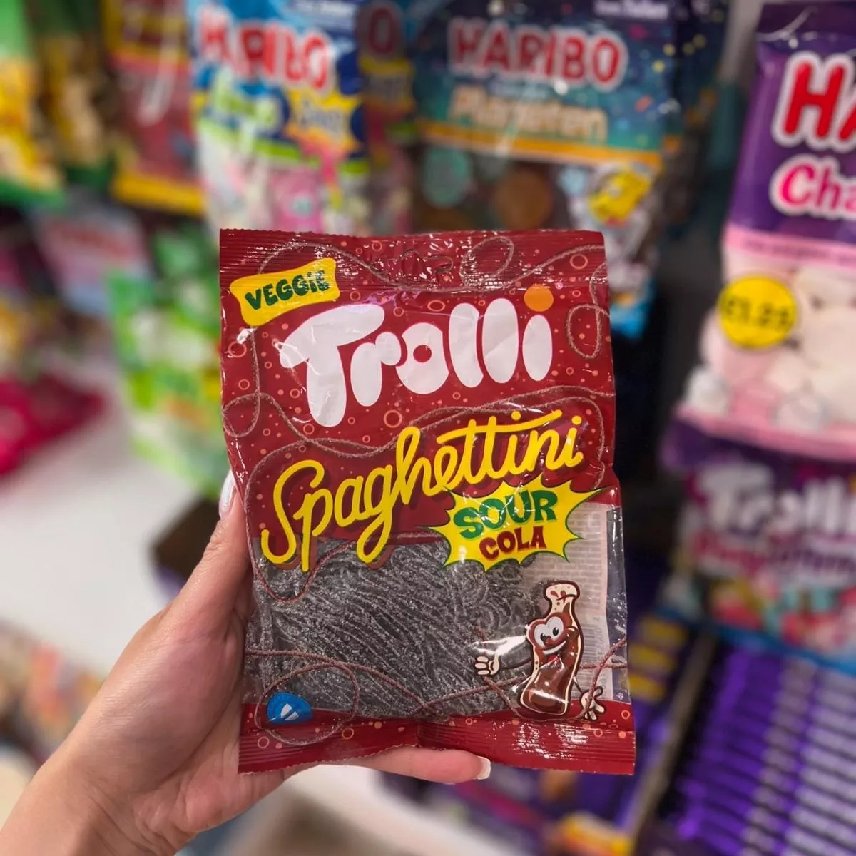 (GERMANY) TROLLI SPAGHETTI SOUR COLA – 100G