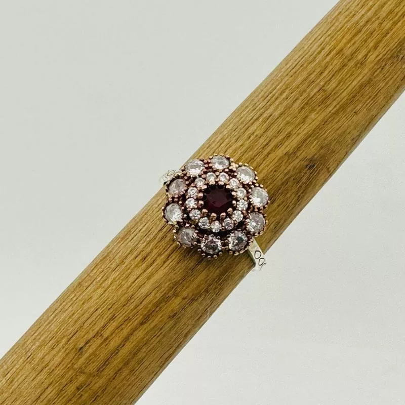 White Zircon Stone Women 's Ring