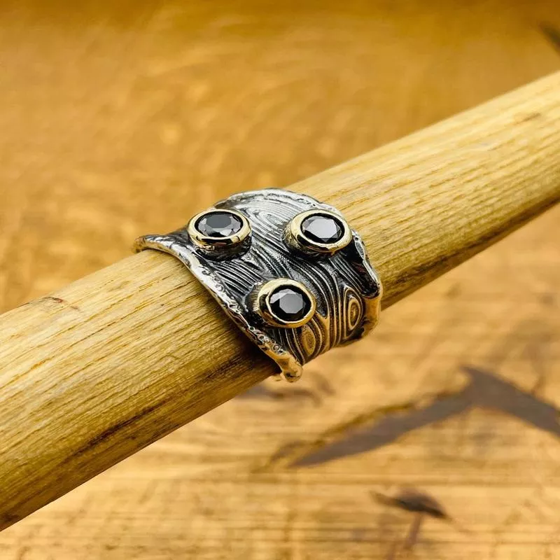 Women 's Black Onyx Three Stone Ring