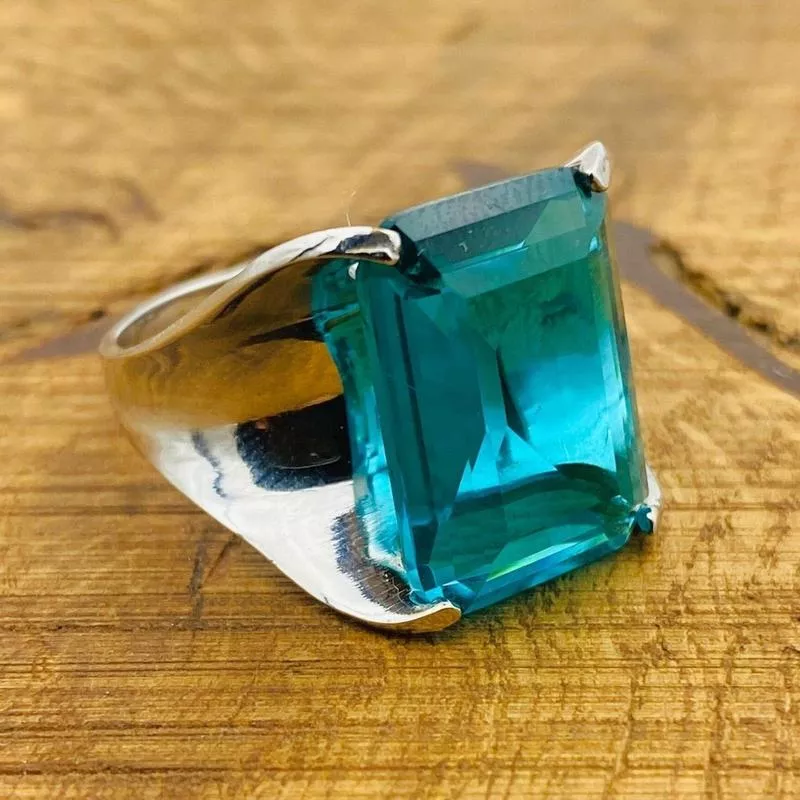 Women 's Genuine Emerald Stacking Ring
