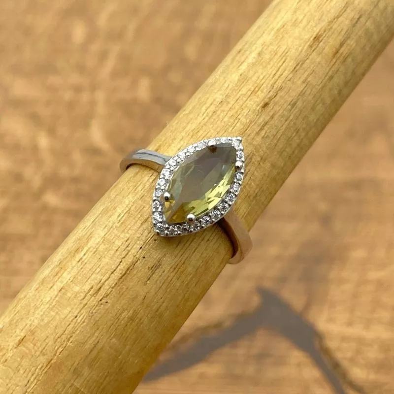 Women 's Handcrafted Zultanite 925 Sterling Silver Ring | Color-Changing Gemstone | Turkish Vintage-Inspired Jewelry