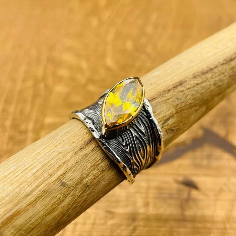 Women 's Yellow Stone Silver Ring